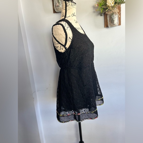 Hem & Thread by Anthro black lace blouse floral print hem romantic cottage core - Picture 4 of 11